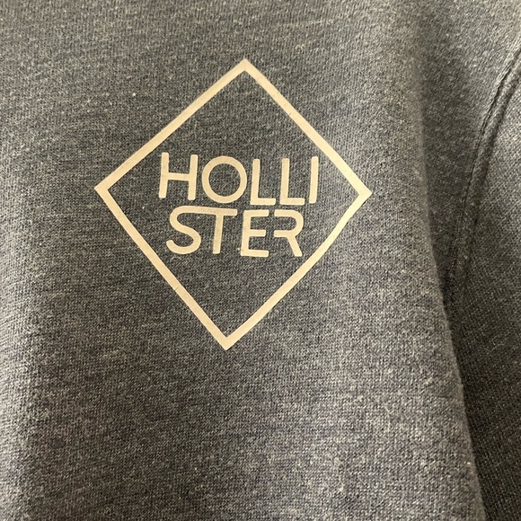 Hollister Dark blue Hoodie with white Accents and side zippers - Picture 4 of 5